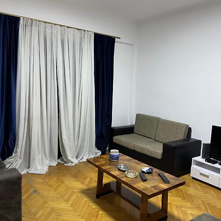 Bazaar City Center 3 Apartment Tirana Exterior photo